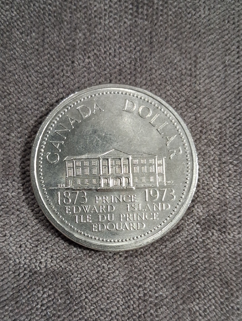 Vintage Canada PEI Centennial Commemorative Collectable "Silver" Dollar 1973 VG-